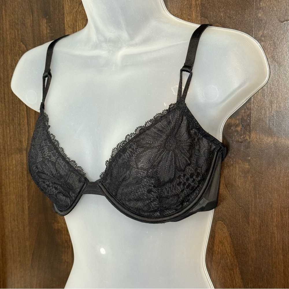 Victoria's Secret Black Sheer Lace Floral Bra Underwire unlined